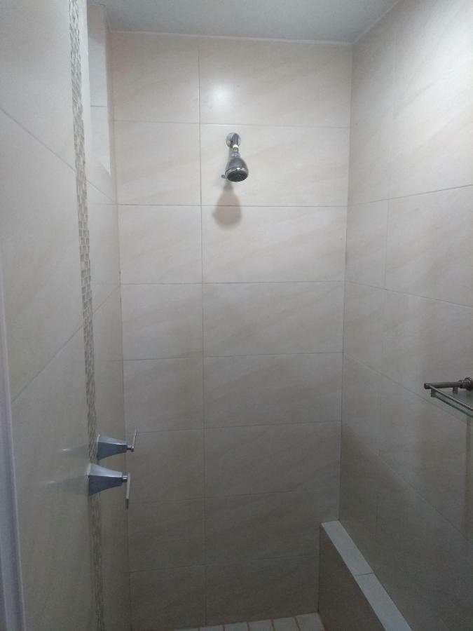 Suites Chapultepec 瓜达拉哈拉 外观 照片
