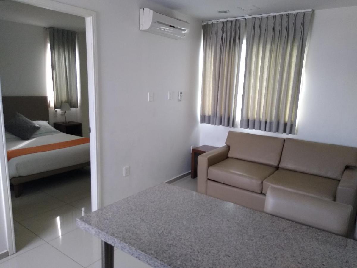 Suites Chapultepec 瓜达拉哈拉 外观 照片